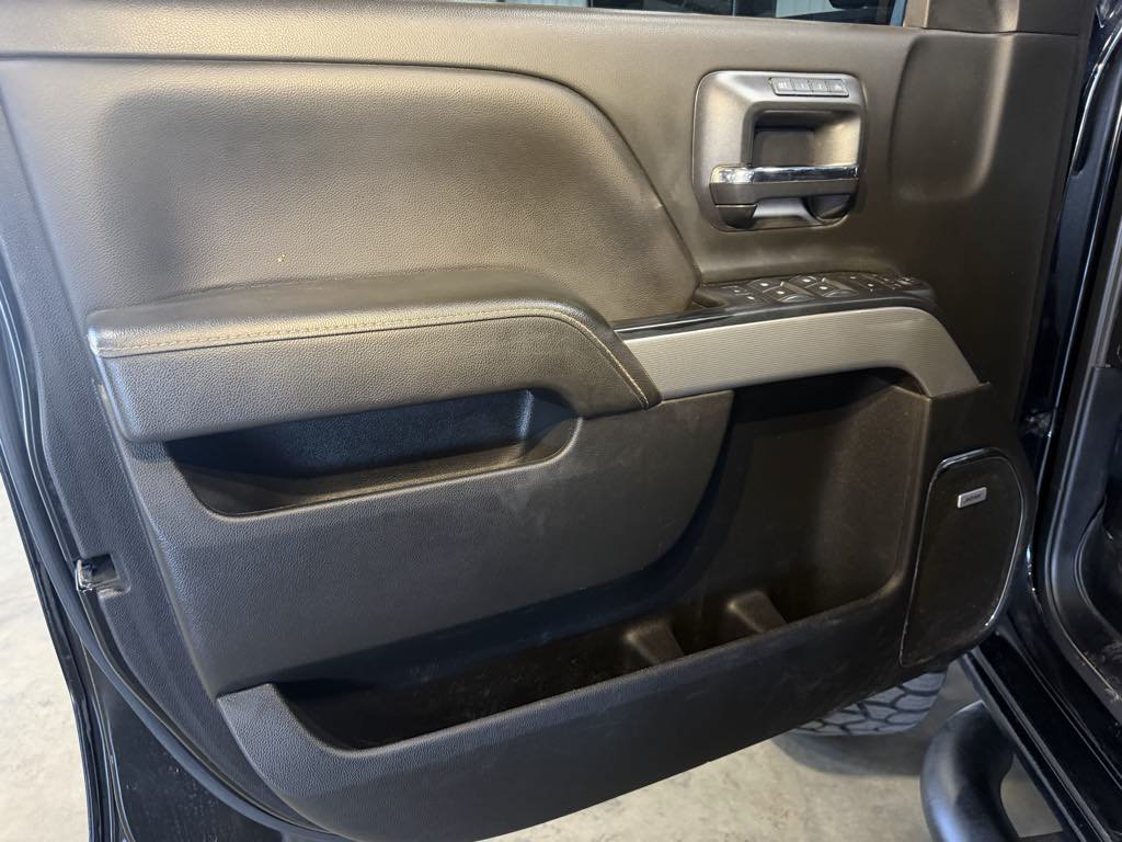 Used 2019 Chevrolet Silverado 2500 LTZ w/ Midnight Edition AWD/4WD image 25