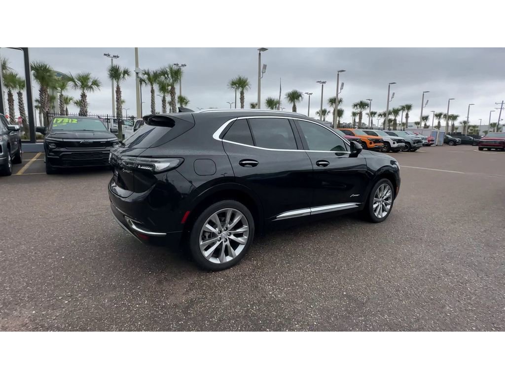 Used 2023 Buick Envision Avenir AWD/4WD image 2