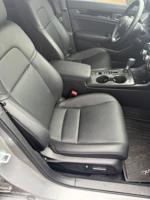 Certified 2025 Honda Civic Sport Touring image 9