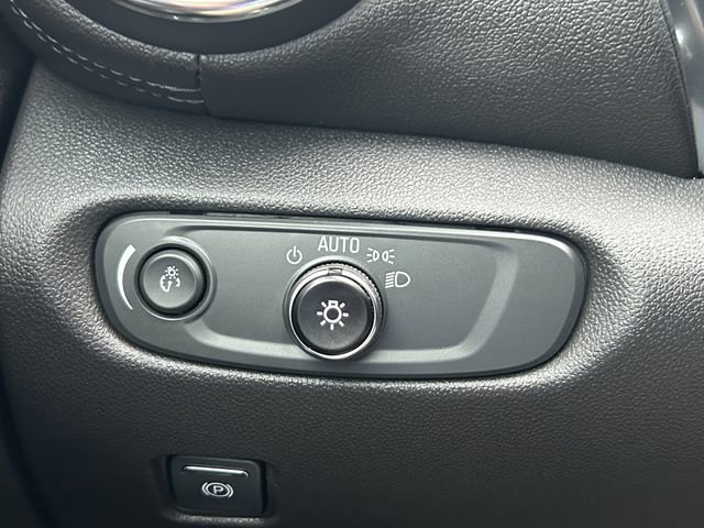 Used 2022 Chevrolet Blazer LT w/ Redline Edition image 29