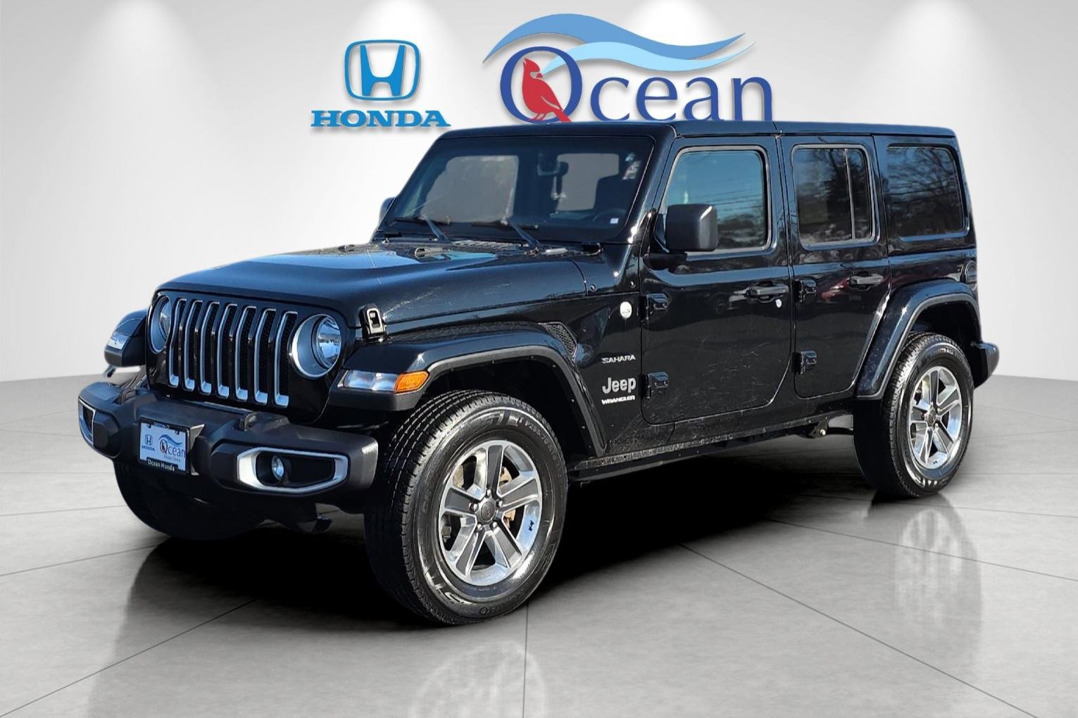 Used 2023 Jeep Wrangler Sahara image 1