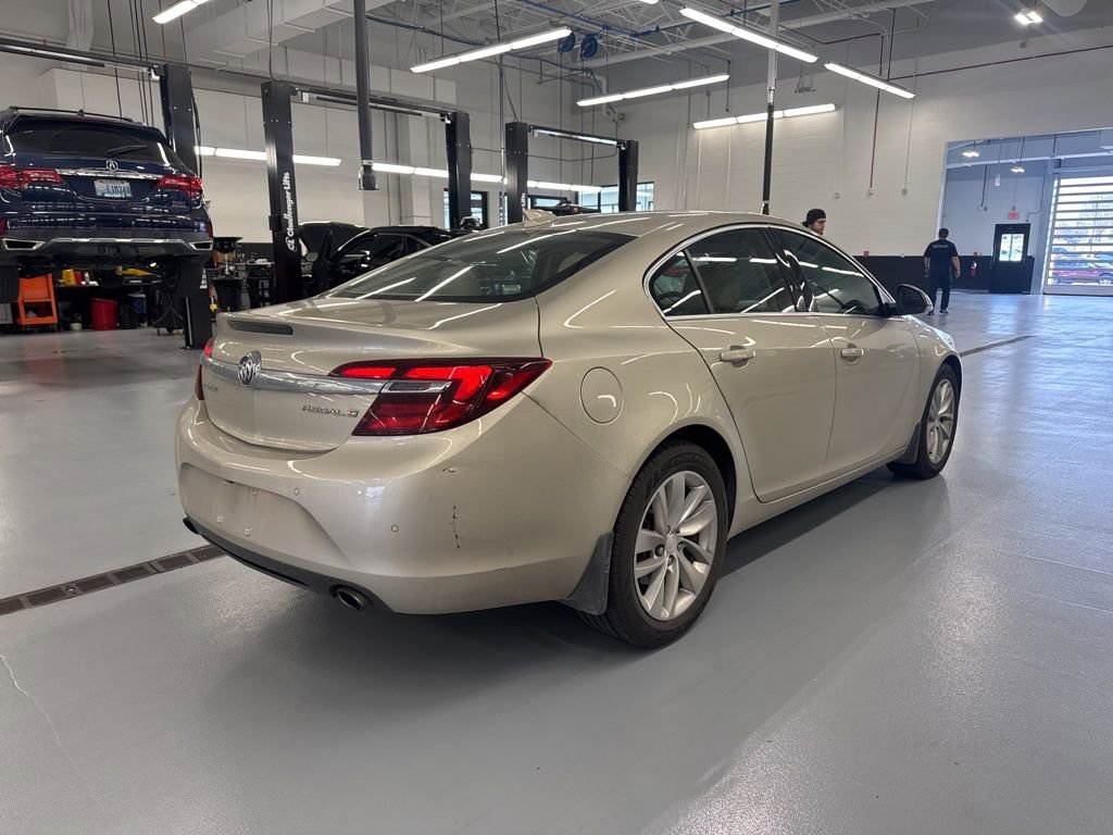 Used 2015 Buick Regal Premium w/ Experience Buick Package image 5