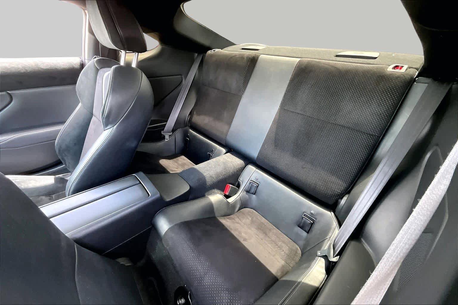 Used 2023 Toyota GR86 Premium w/ ALL Weather Mat Package (TMS) RWD image 20