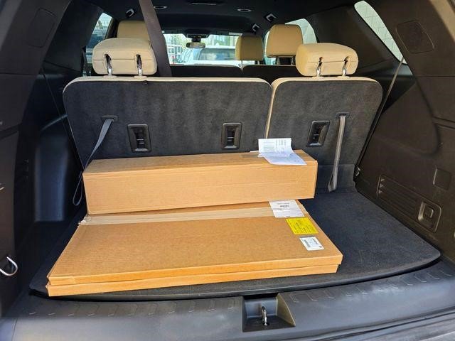 Certified 2023 Chevrolet Traverse LS w/ LPO, Cargo Package FWD image 17