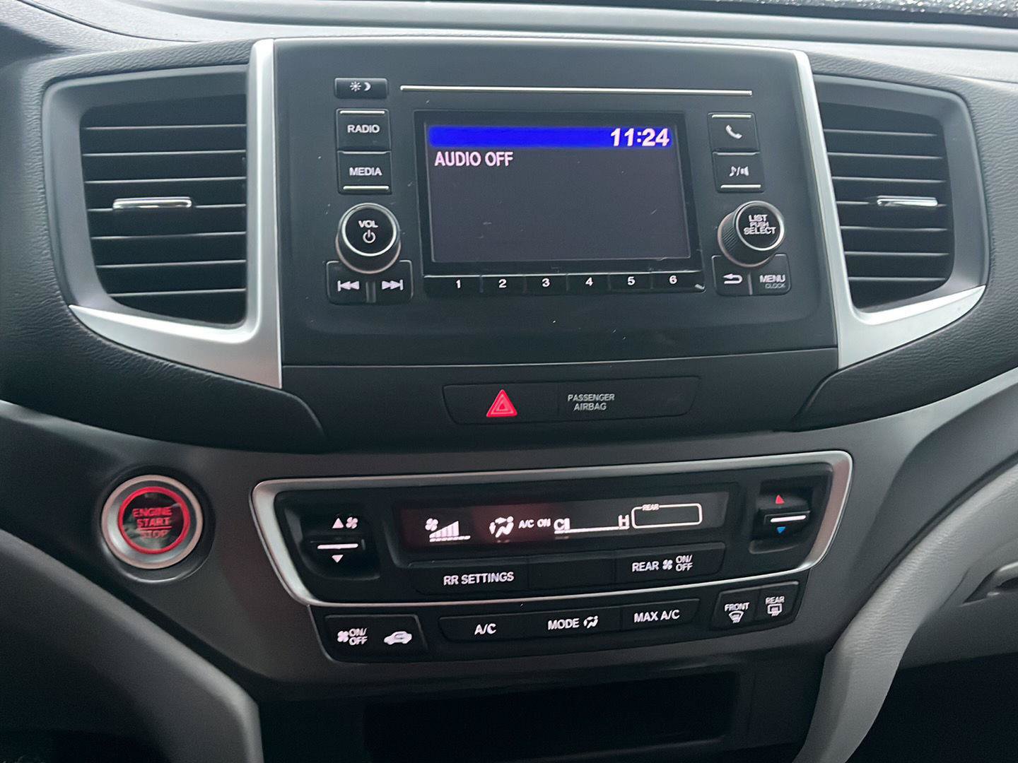 Used 2018 Honda Pilot LX image 13
