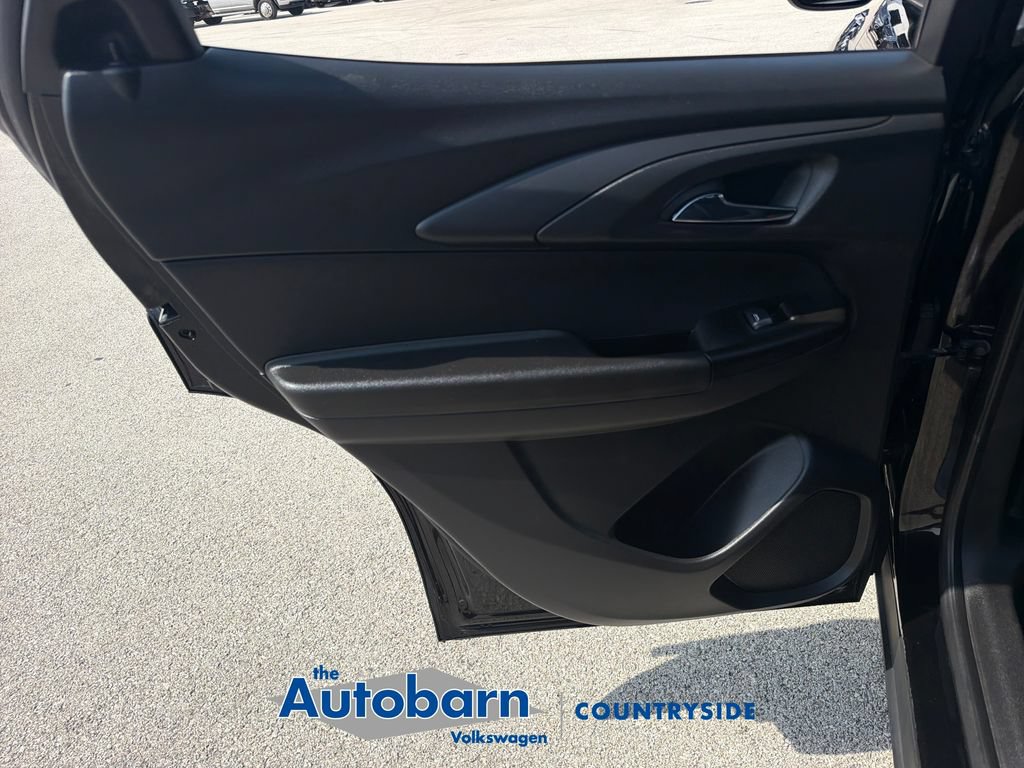 Used 2021 Chevrolet TrailBlazer LT w/ Sun and Liftgate Package FWD image 22
