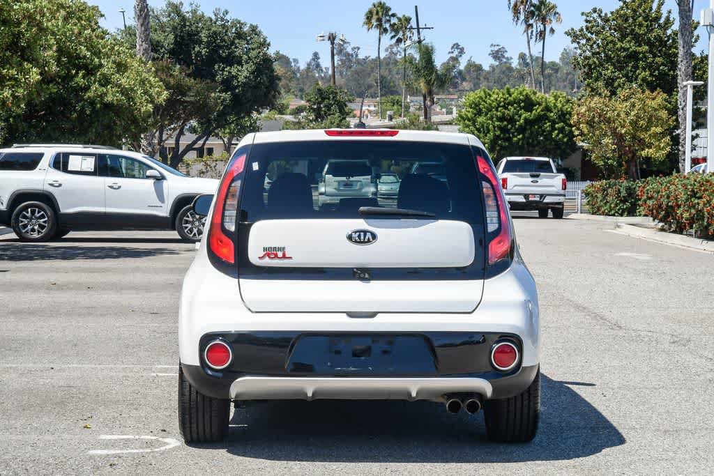 Used 2018 Kia Soul ! FWD image 8