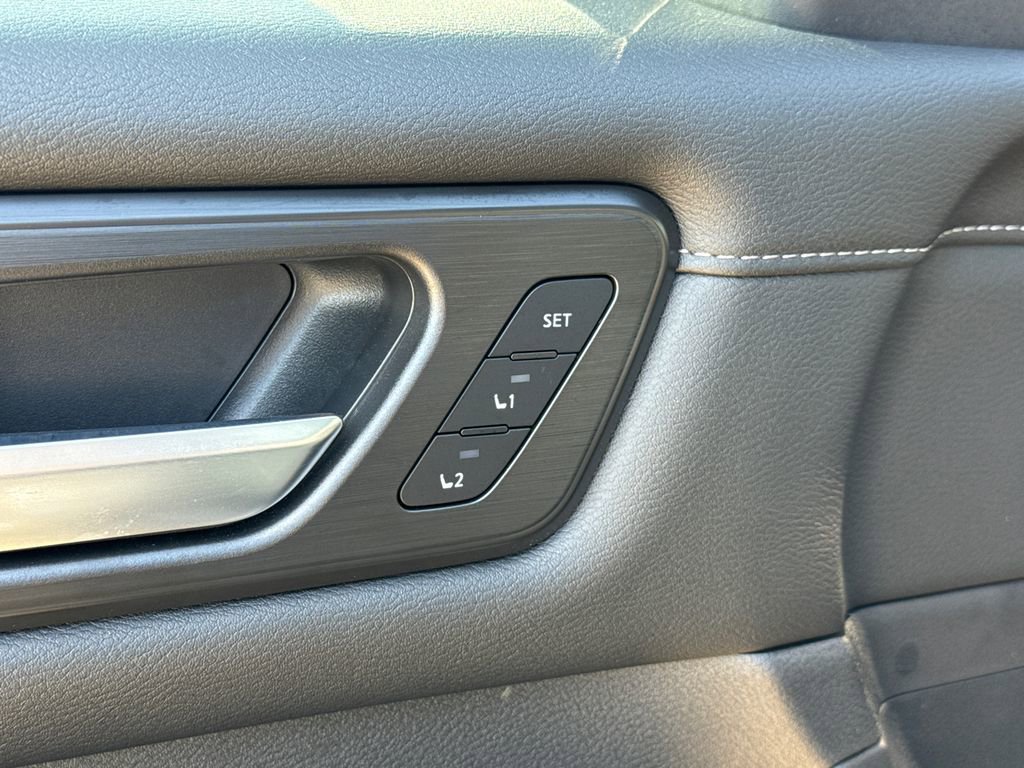 New 2026 Nissan Armada Platinum w/ Convenience Package image 23