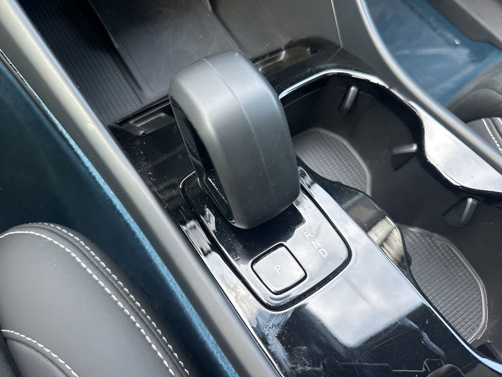 Used 2023 Volvo C40 P8 Recharge Ultimate image 18