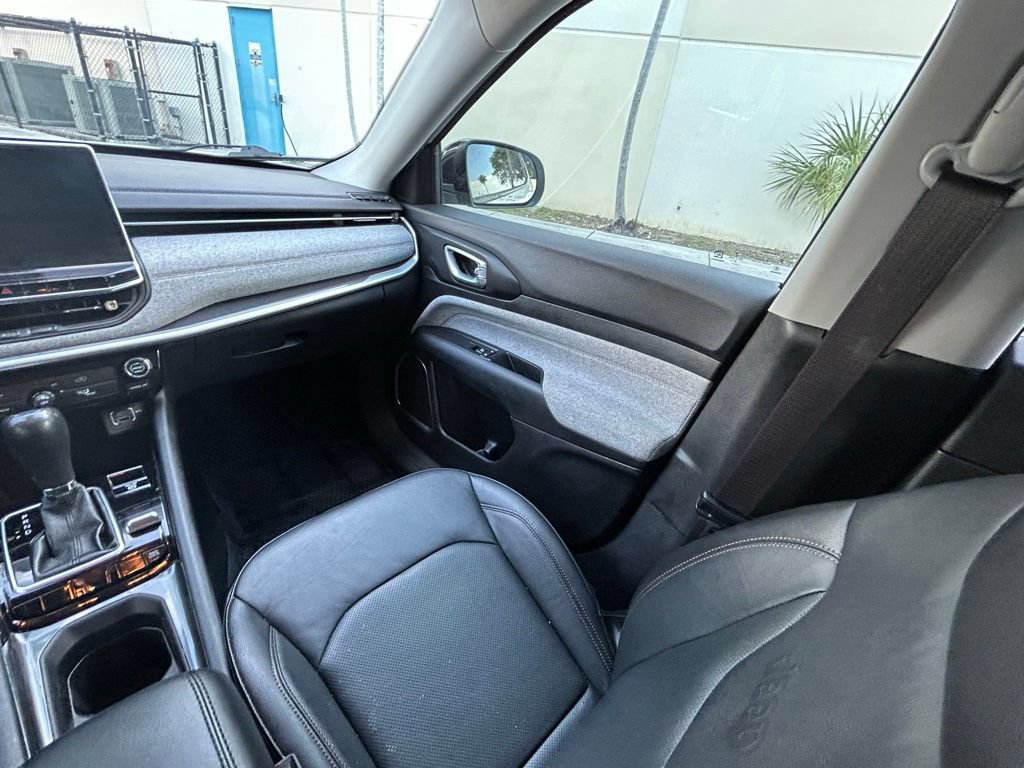 Certified 2022 Jeep Compass Latitude AWD/4WD image 11