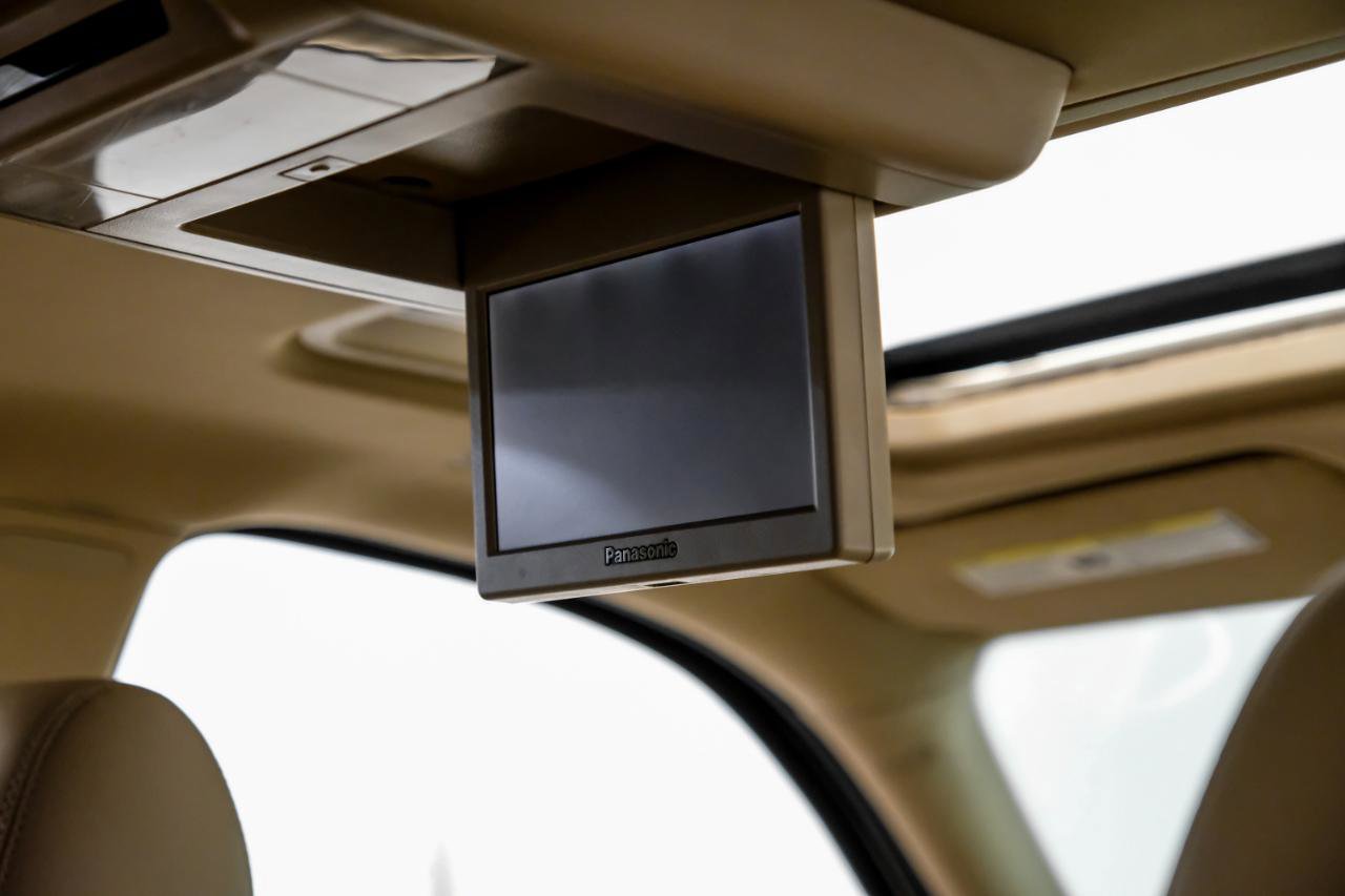 Used 2014 Cadillac Escalade Premium image 28