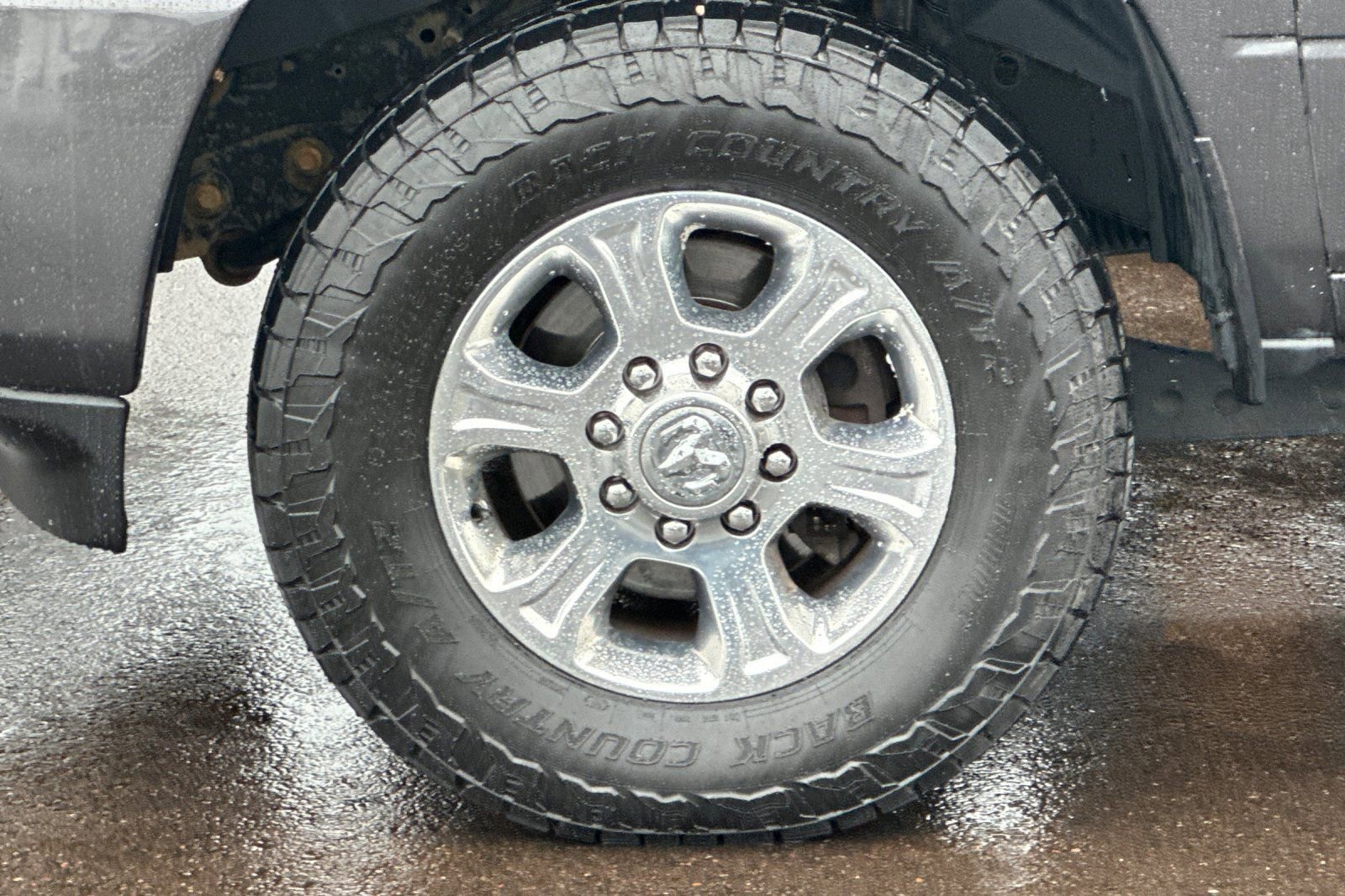 Used 2019 RAM 3500 Big Horn image 24