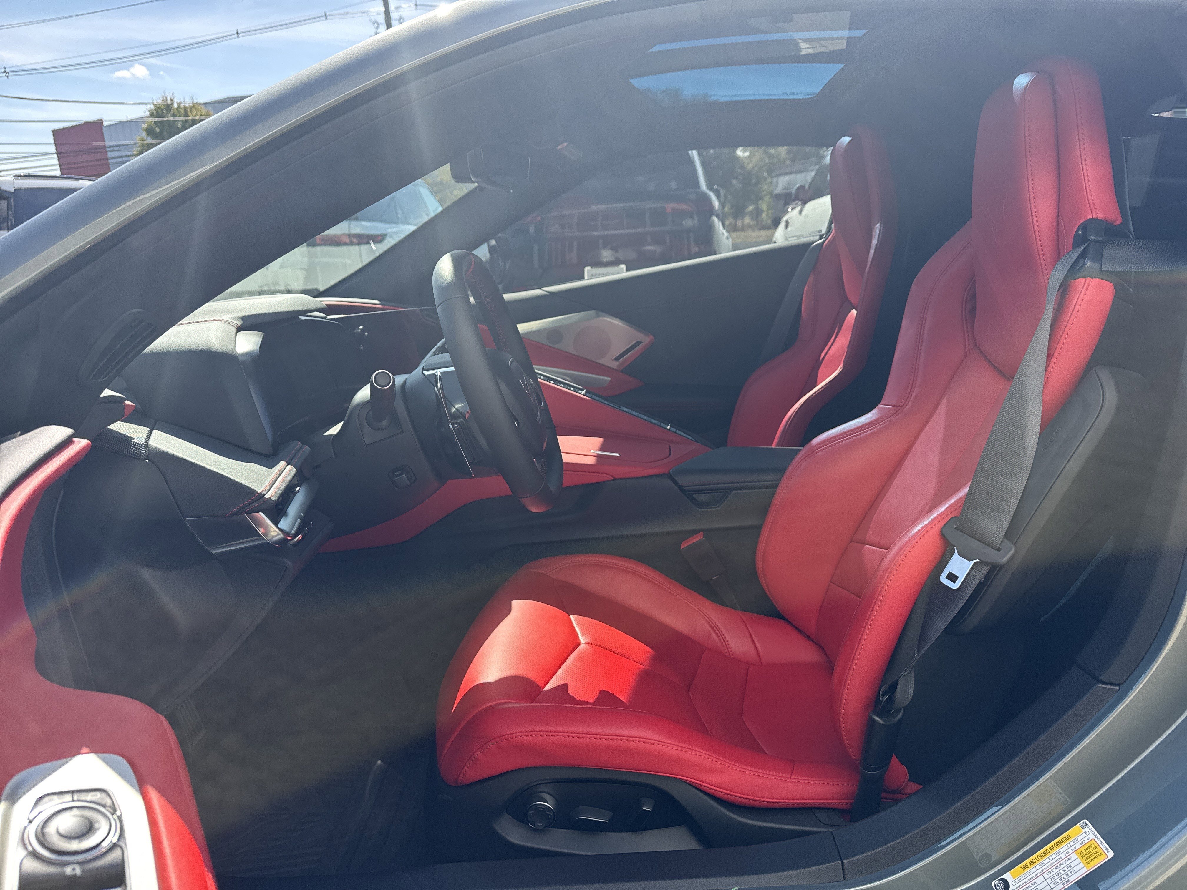 Used 2024 Chevrolet Corvette Stingray Preferred Cpe w/ Battery Protection Package image 16