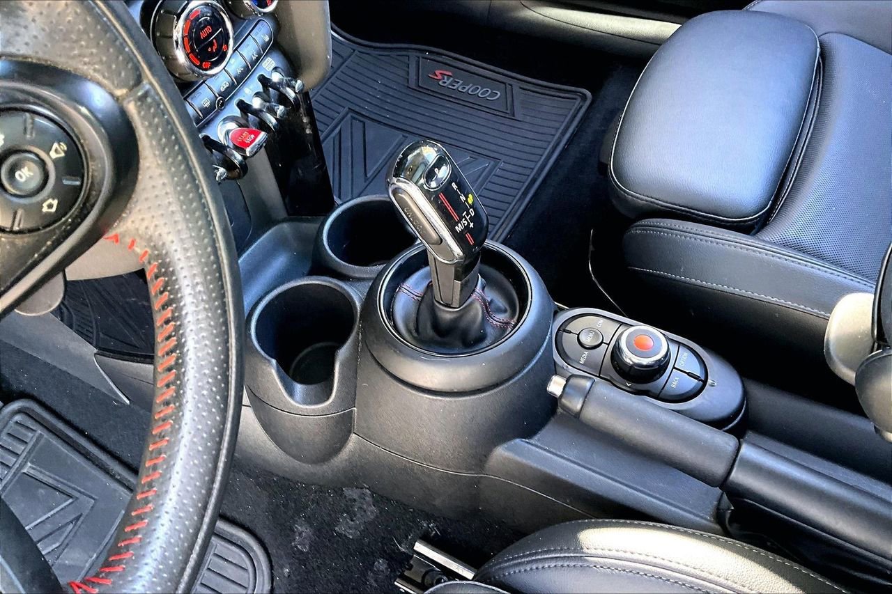 Used 2020 MINI Cooper S image 14