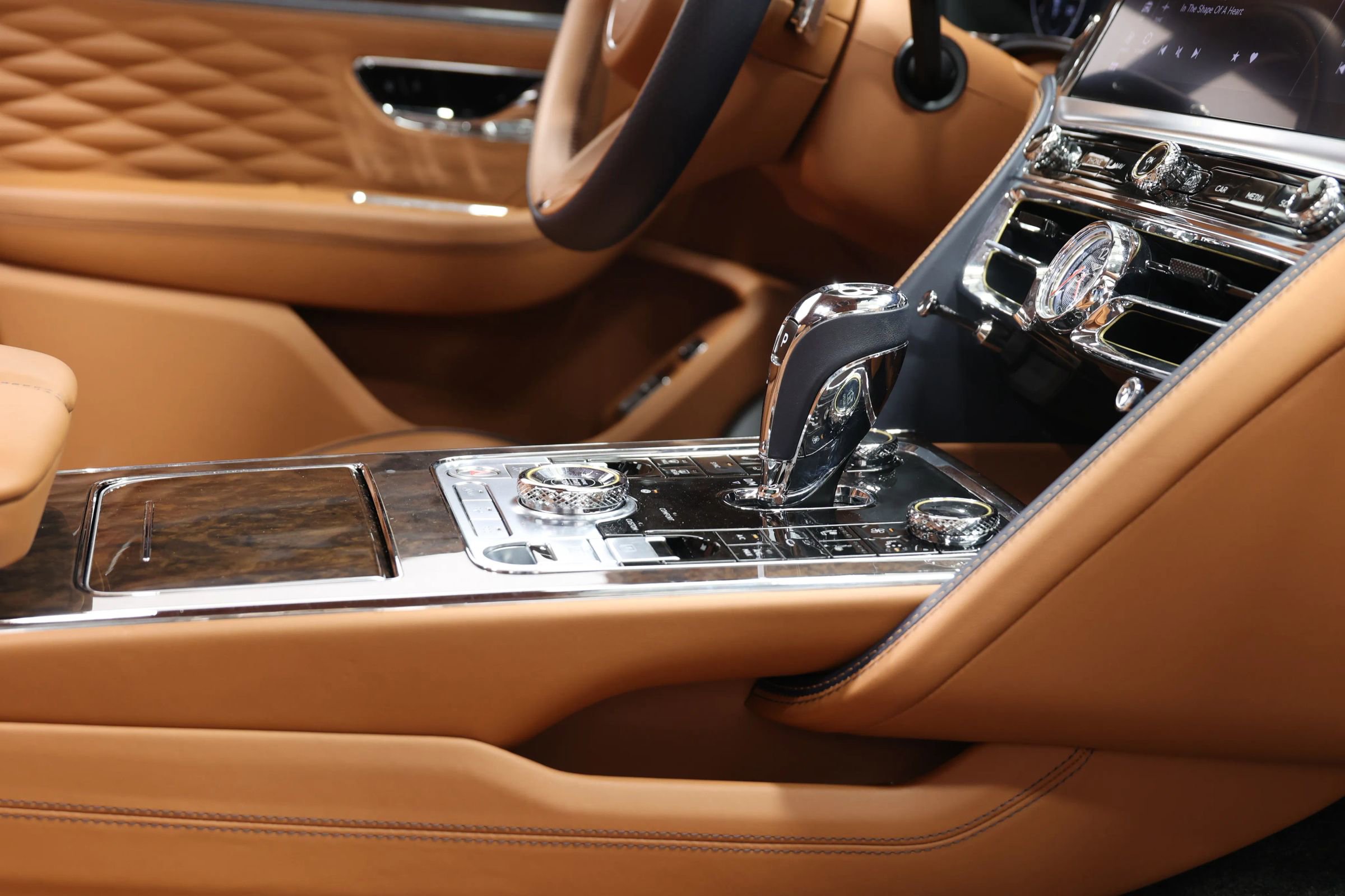 Used 2022 Bentley Flying Spur V8 AWD/4WD image 92