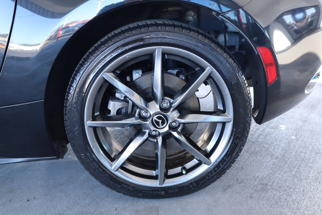 Used 2017 MAZDA MX-5 Miata RF Grand Touring image 42