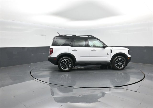 New 2025 Ford Bronco Sport Outer Banks w/ Outer Banks Tech Package+ image 8