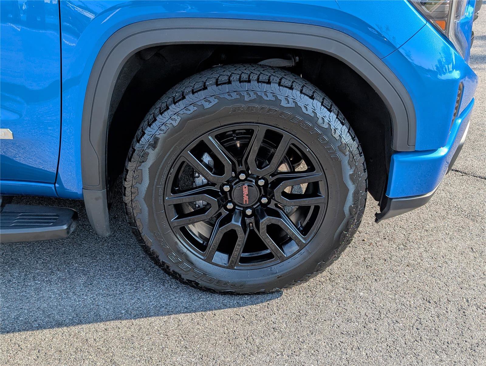 Used 2022 GMC Sierra 1500 Elevation image 9