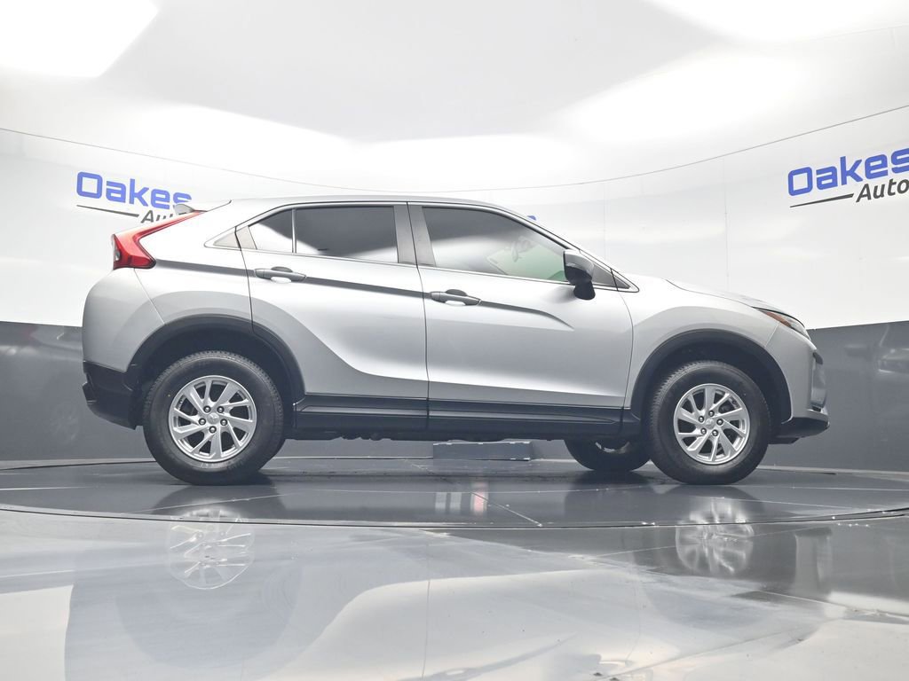 Used 2018 Mitsubishi Eclipse Cross ES AWD/4WD image 42