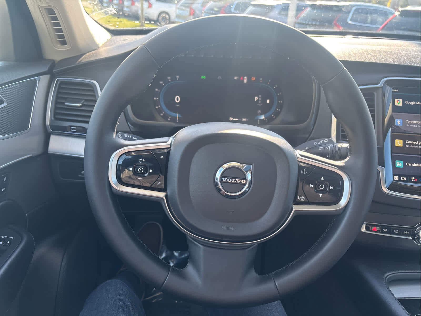 Used 2024 Volvo XC90 B5 Core AWD/4WD image 14