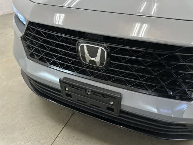 Used 2024 Honda Accord Sport image 29