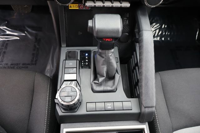 Used 2025 Toyota 4Runner TRD Off-Road image 30