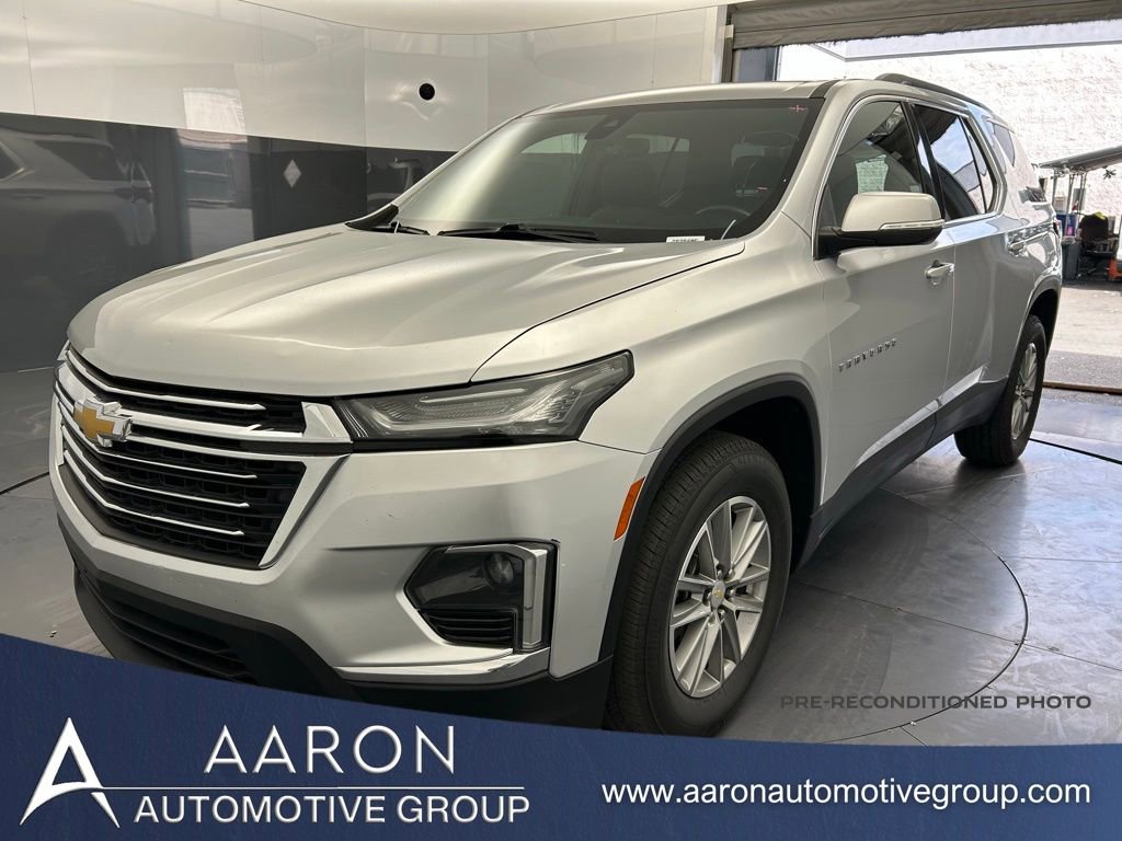 Used 2022 Chevrolet Traverse LT