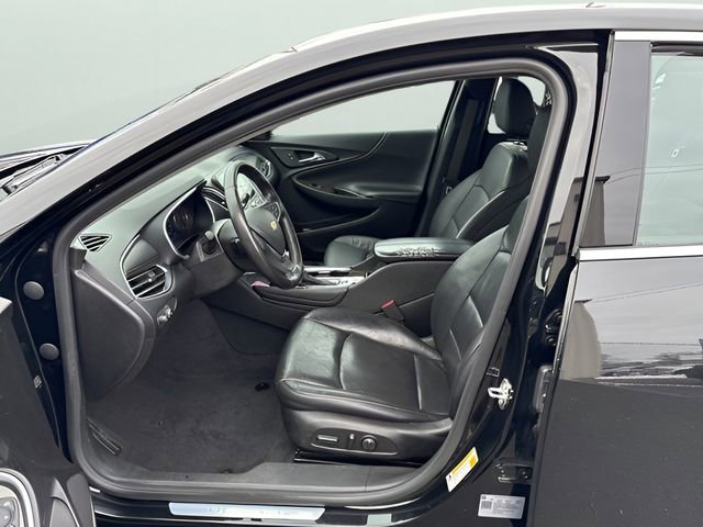 Used 2022 Chevrolet Malibu Premier FWD image 16
