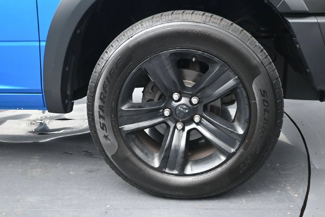 Used 2022 RAM 1500 Warlock AWD/4WD image 32