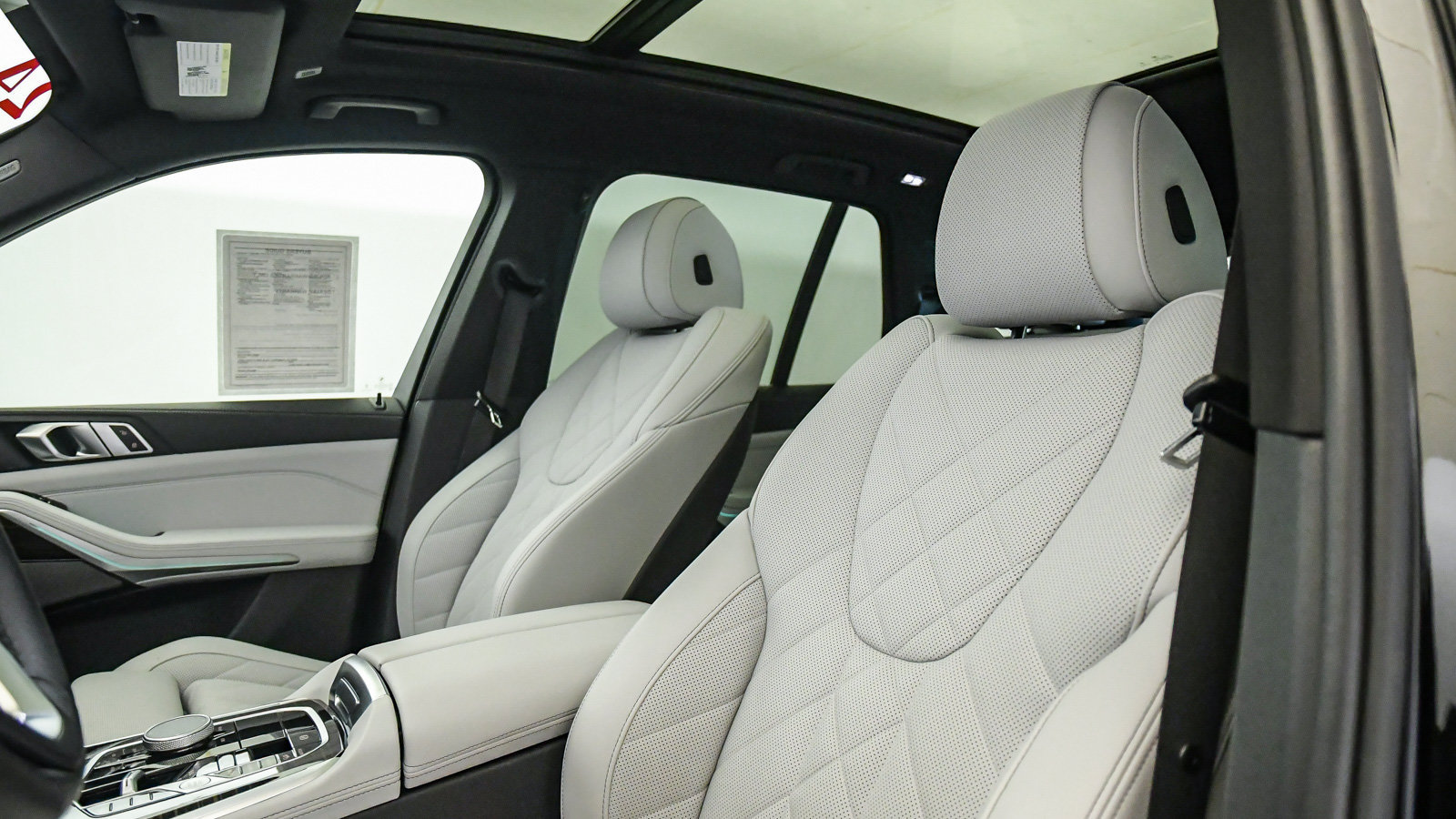 Certified 2024 BMW X5 xDrive40i w/ Premium Package AWD/4WD image 19