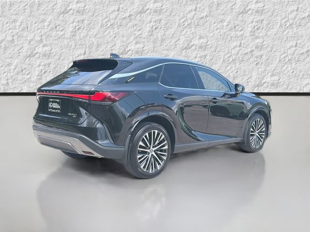 Used 2024 Lexus RX 350 AWD image 3