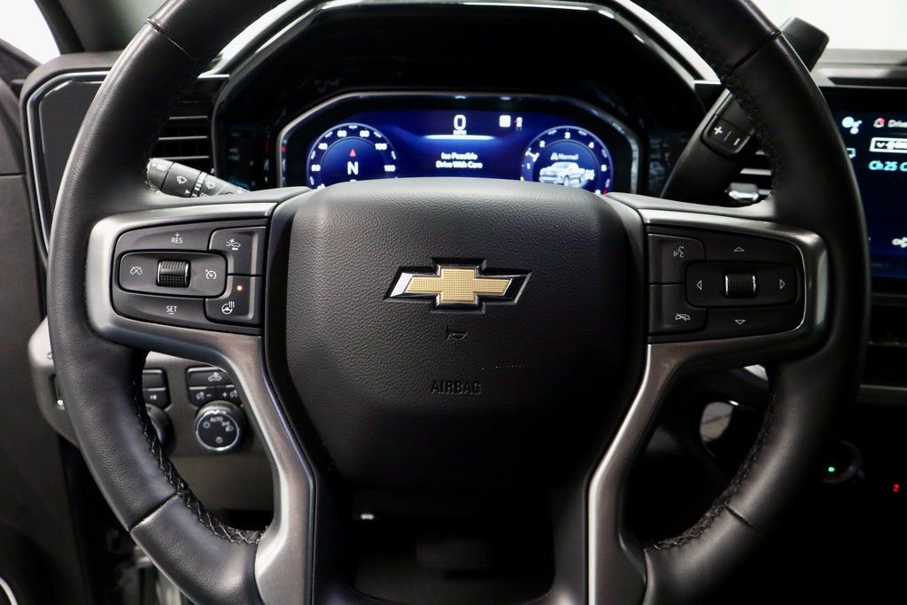 Used 2023 Chevrolet Silverado 1500 LT image 31