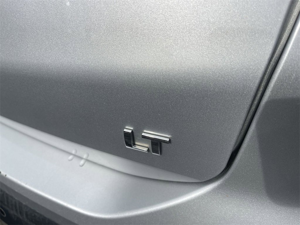 Used 2018 Chevrolet Equinox LT image 12