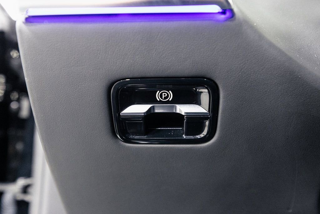 Used 2023 Mercedes-Benz Maybach S 680 4MATIC w/ Manufaktur Leather Package image 10