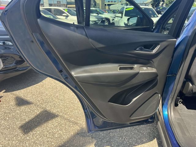 Used 2020 Chevrolet Equinox LT AWD/4WD image 16