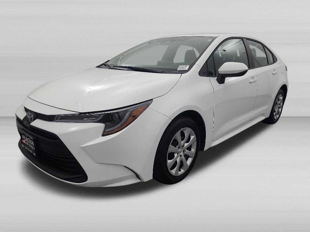 Used 2026 Toyota Corolla LE FWD image 9