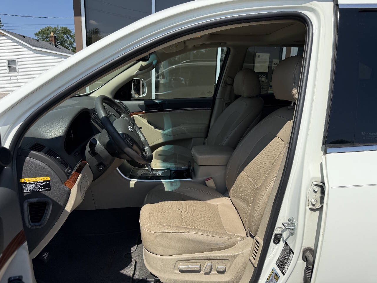 Used 2010 Hyundai Veracruz Limited AWD/4WD image 12