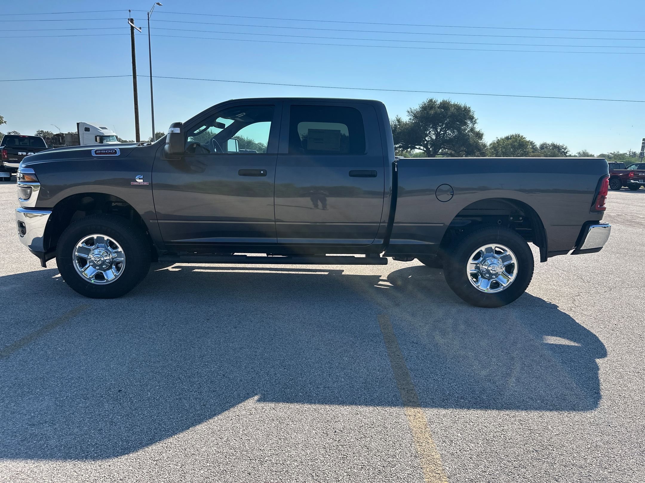 New 2026 RAM 2500 Tradesman AWD/4WD image 2