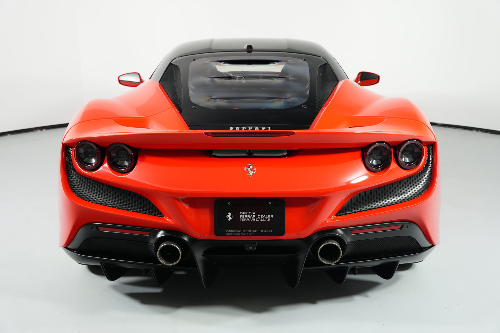 Used 2020 Ferrari F8 Tributo RWD image 11