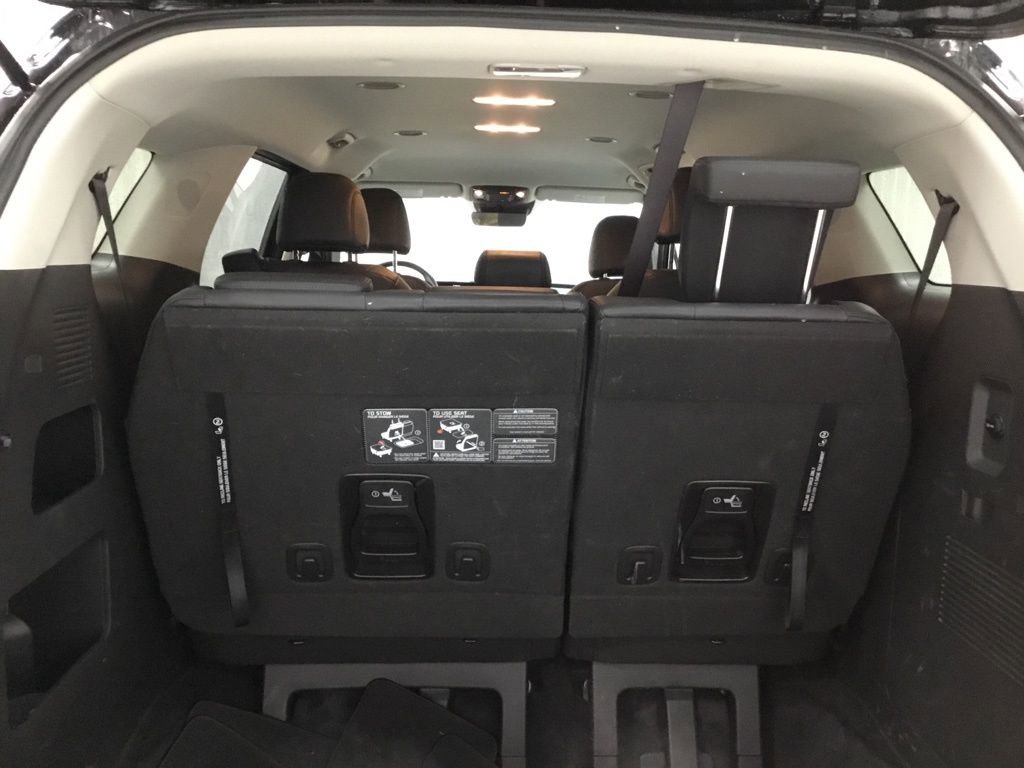 Used 2025 Kia Carnival image 15