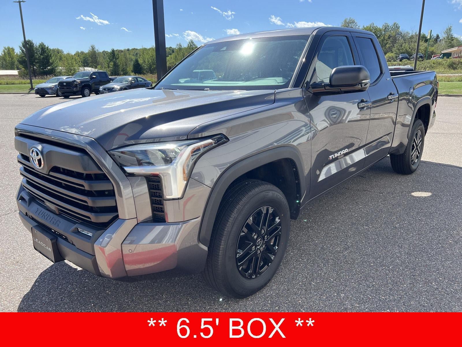 Used 2023 Toyota Tundra SR5 w/ SR5 Premium Package AWD/4WD image 4