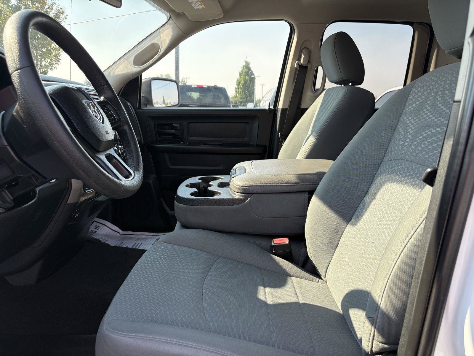 Used 2018 RAM 1500 Express w/ Express Value Package AWD/4WD image 18