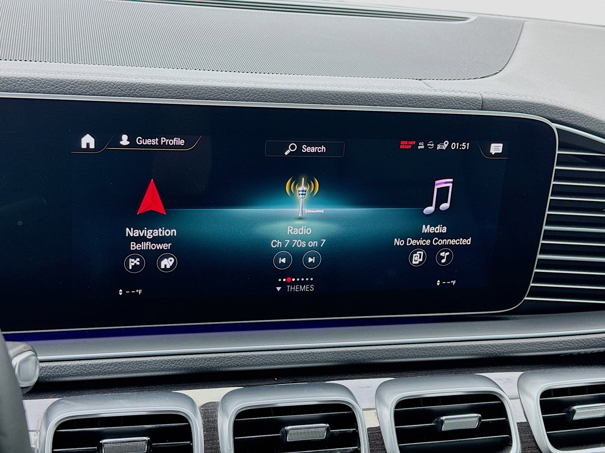 Used 2022 Mercedes-Benz GLS 450 4MATIC image 11