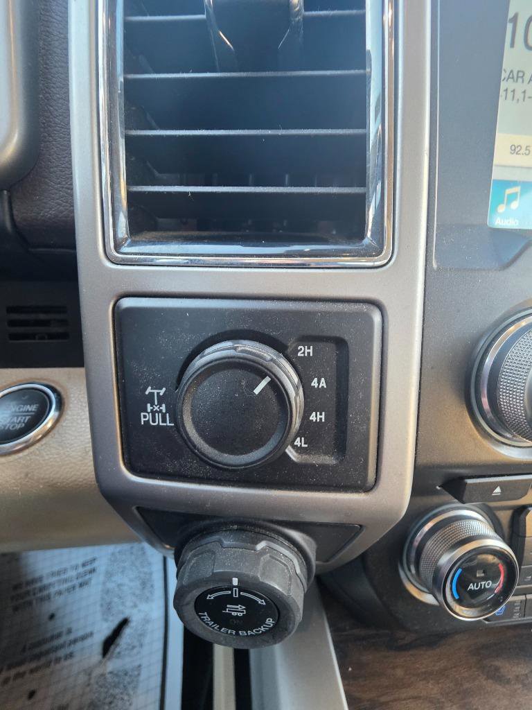 Used 2018 Ford F150 Lariat w/ Equipment Group 502A Luxury AWD/4WD image 18