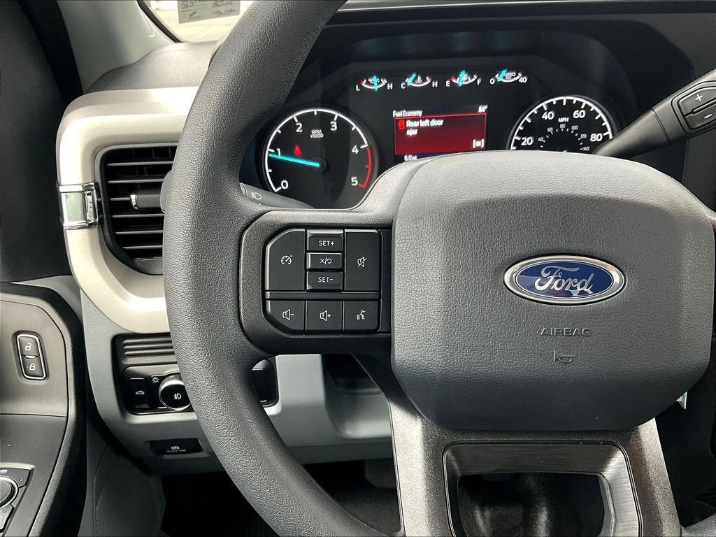 New 2026 Ford F350 XL w/ XL Off-Road Package AWD/4WD image 19