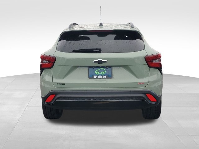 Certified 2024 Chevrolet Trax RS w/ Driver Confidence Package FWD image 4