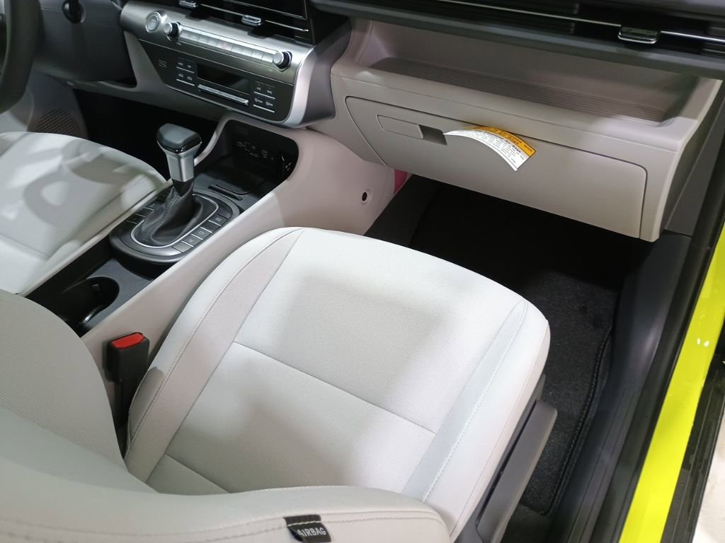 New 2026 Hyundai Kona SEL Sport AWD/4WD image 13