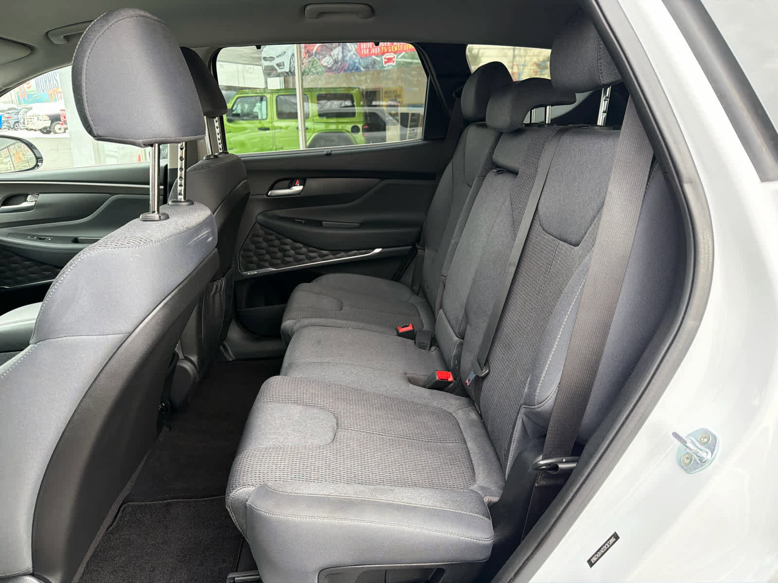 Used 2019 Hyundai Santa Fe SEL image 12