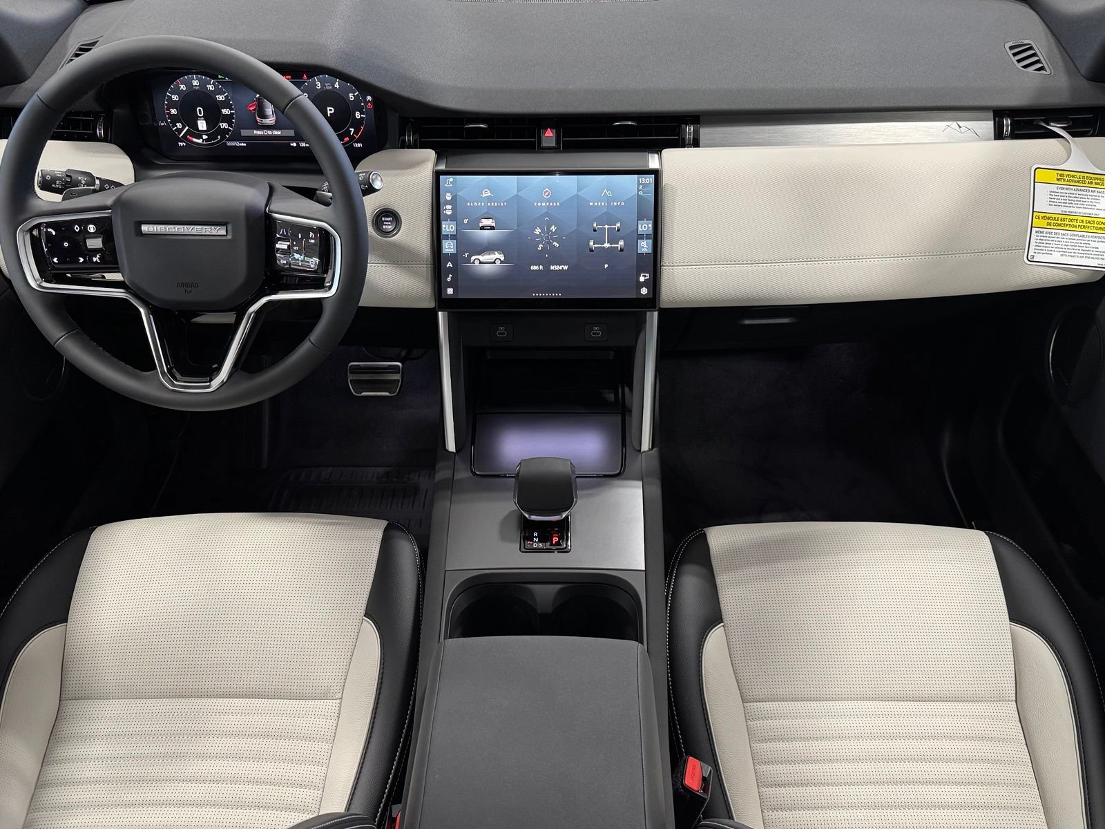 New 2026 Land Rover Discovery Sport Landmark AWD/4WD image 40