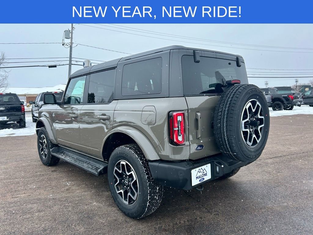 Used 2025 Ford Bronco Outer Banks image 4